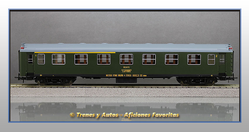 Coche pasajeros Serie 5000 AAB-5024  Clase 1ª y 2ª - Renfe